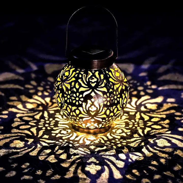 LunaLush | Retro & Elegant Solar Garden Lantern