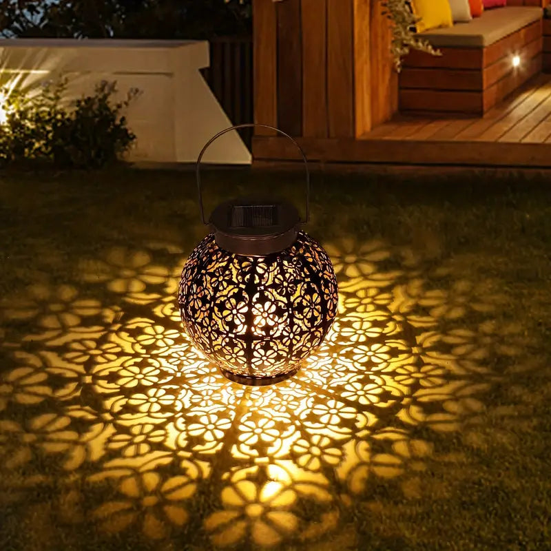 LunaLush | Retro & Elegant Solar Garden Lantern