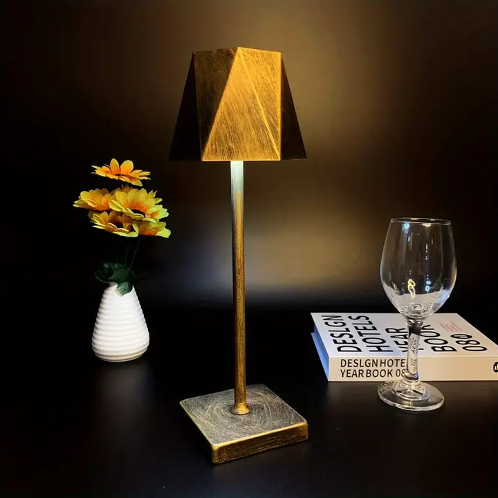 LuxeLumina | Luxury & Minimalist Dimmable Table Lamp