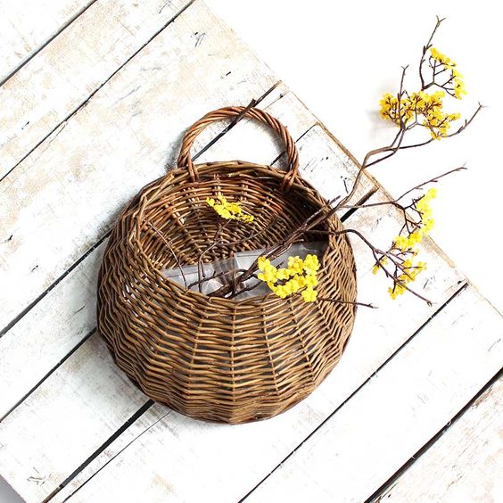 WickerGrove | Versatile & Elegant Wicker Plant Holder