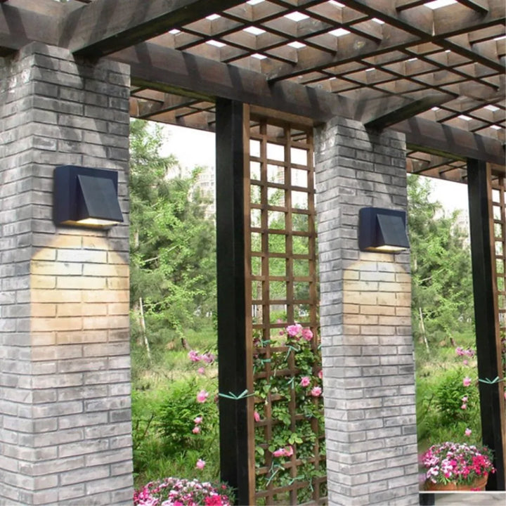 AlfrescoBeam - Outdoor Wall Lamp