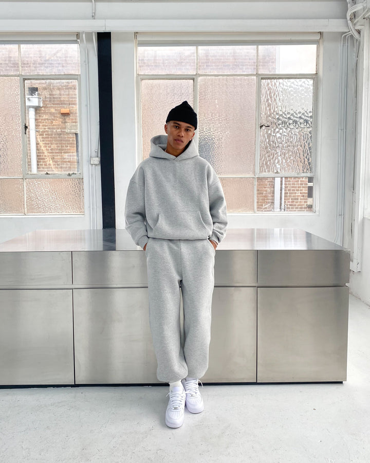 HOODIE + SWEATPANTS - GREY