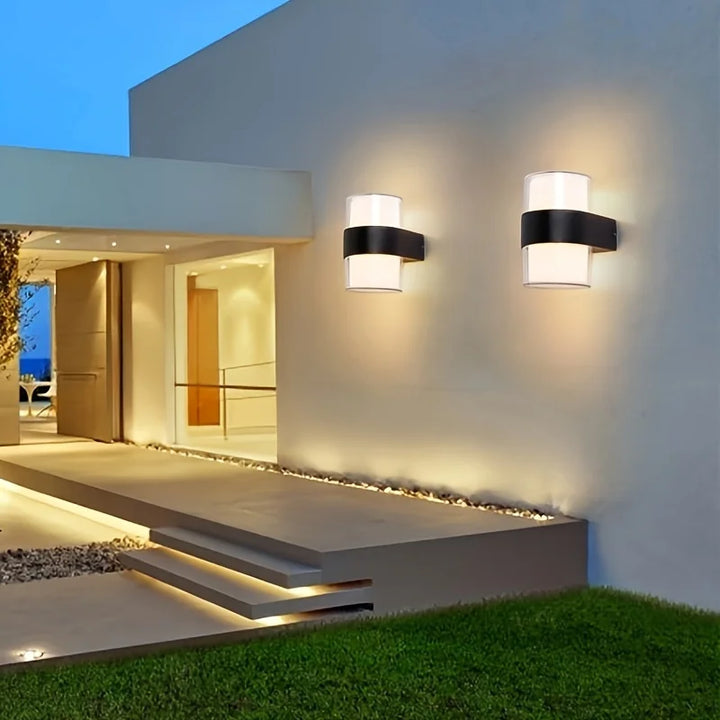 Waterlum - Modern and waterproof outdoor lighting