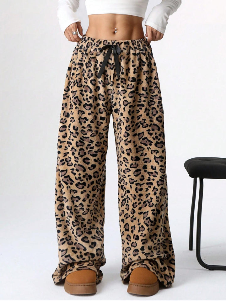 Leopard Wide-Leg Casual Pants for Women – Trendy Flared Trousers