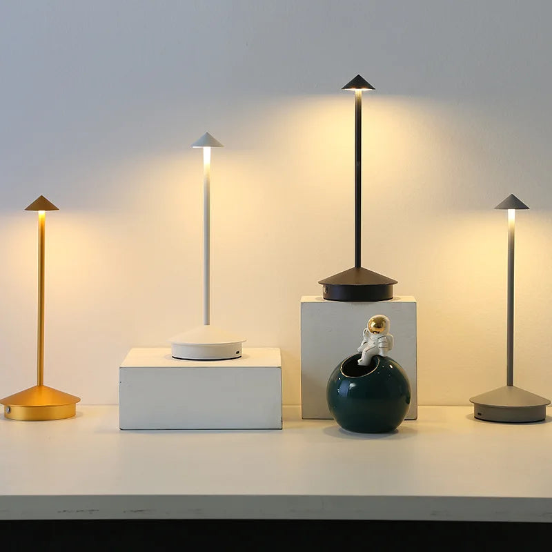 ArrowGlow | Unique Wireless Table Lamp