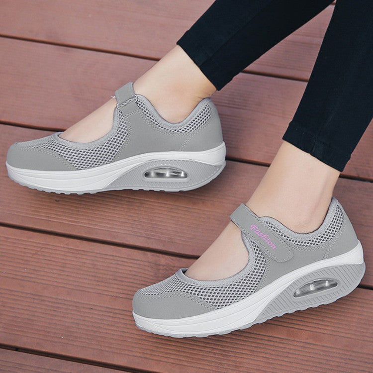 Lightweight, breathable and stretchy walking shoes