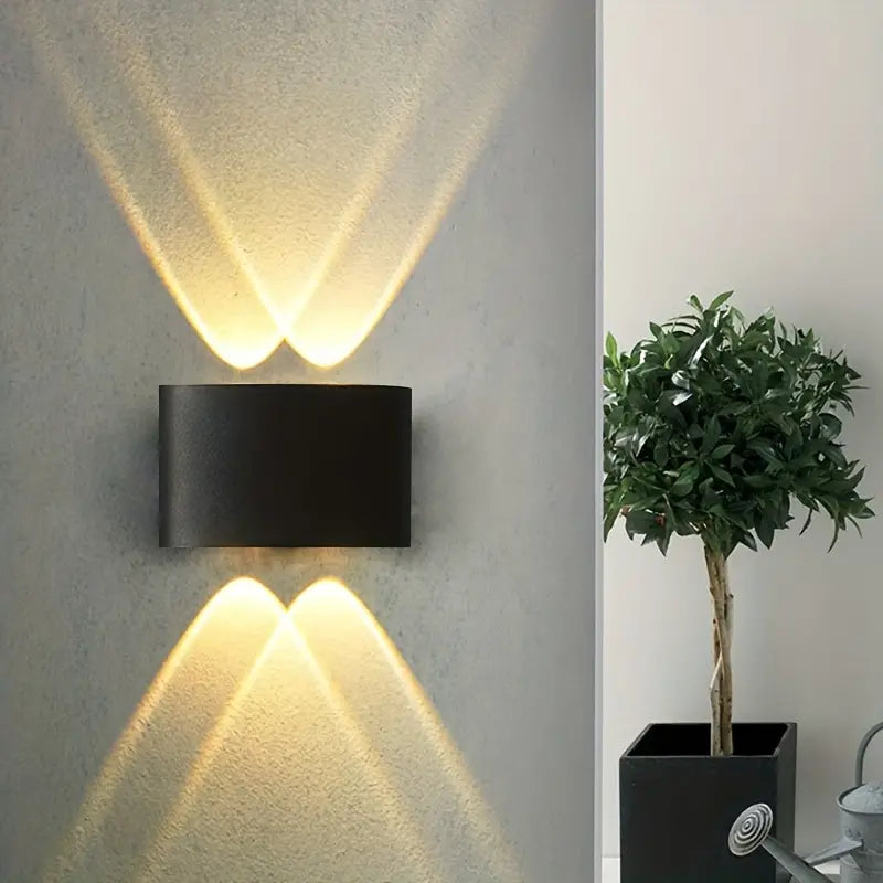 Luminex | Modern & Elegant 4W LED Wall Lamp