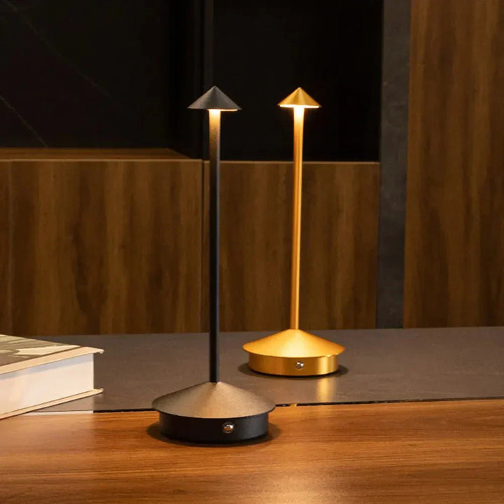 Triangle Point Dimming Table Lamp